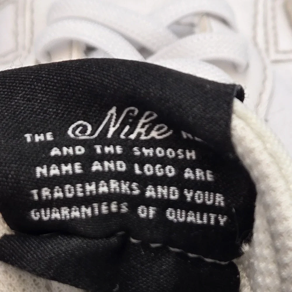 Nike Blazer Mid '77 SE GS 3.5Y ‎ 'White Magic Ember' DJ0265-100